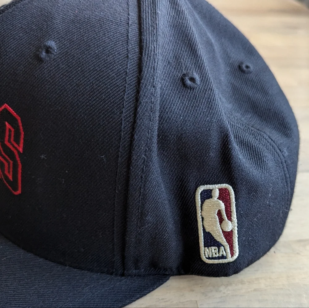 Mitchell & Ness great gently